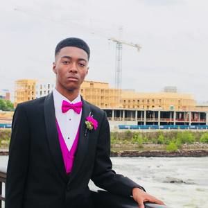 Meet your Posher, Brandon